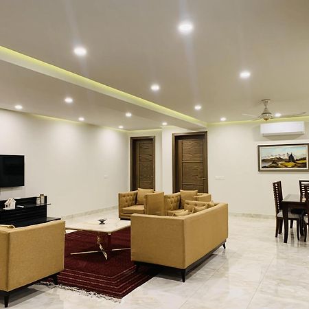Sigma Lodge Islamabad Extérieur photo